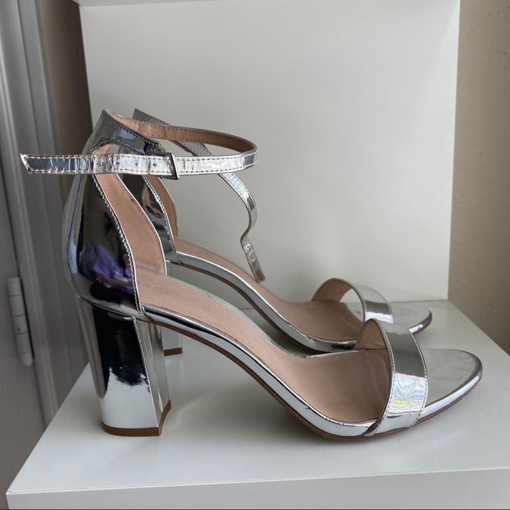 Madden Girl Women’s Beella Dress Sandal